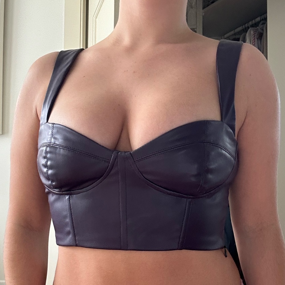 Leather Top - Picture 2 of 10